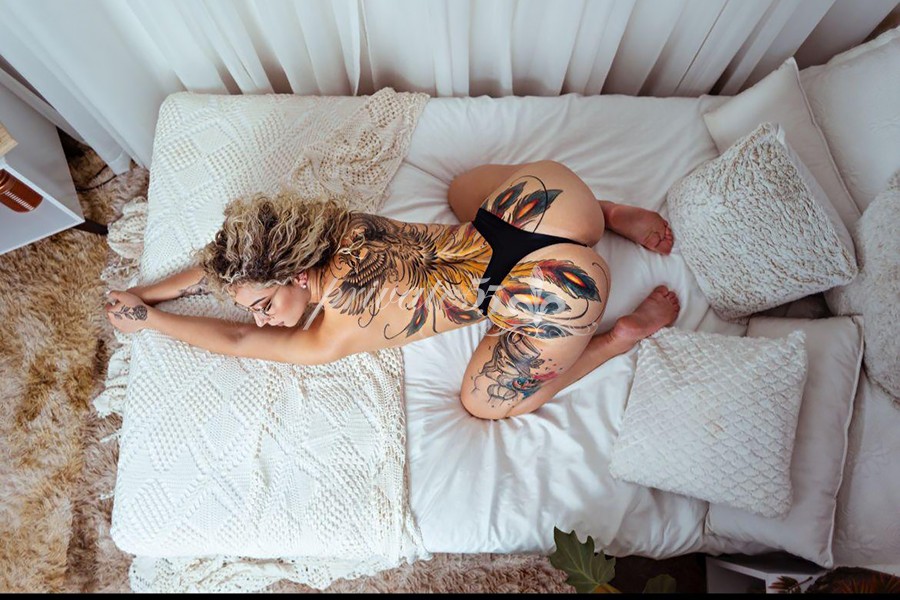 ALICE  FERRAZ - Acompanhantes Balneário Camboriú