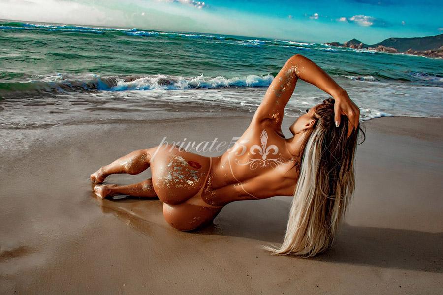 AMANDA MEDEIROS - Acompanhantes Balneário Camboriú