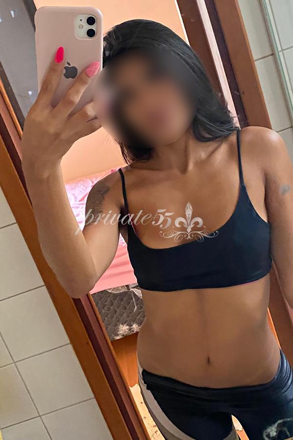 ANTONELLA QUEIROZ - Acompanhantes Londrina