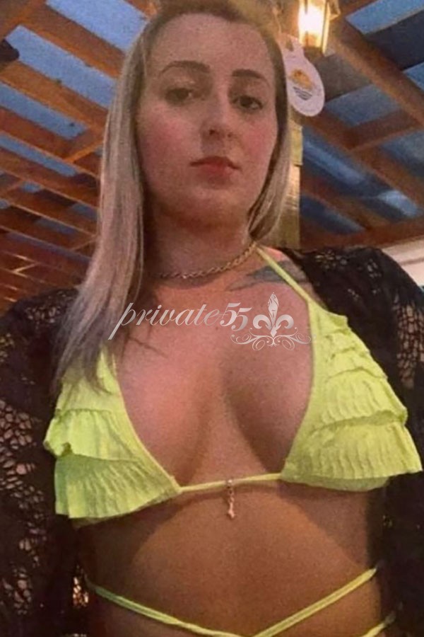 CAMILA GARCÍA - Acompanhantes Balneário Camboriú