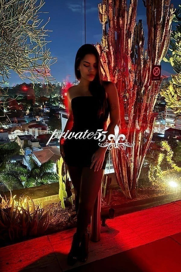 CLEO TIEFF - Acompanhantes Balneário Camboriú