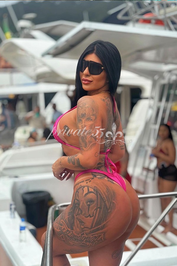 Gabi Guimarães - Acompanhantes Balneário Camboriú - Acompanhantes BC - Acompanhantes SC