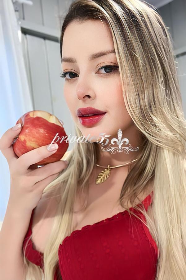 Gabi Machado - Acompanhantes Balneário Camboriú - Acompanhantes BC - Acompanhantes SC