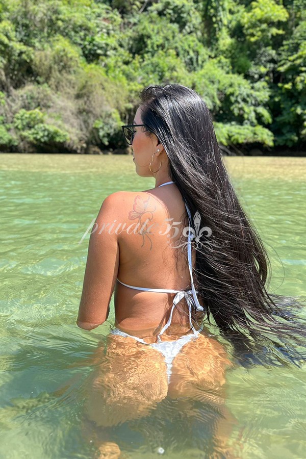 ÍRIS FERRARI - Acompanhantes Balneário Camboriú