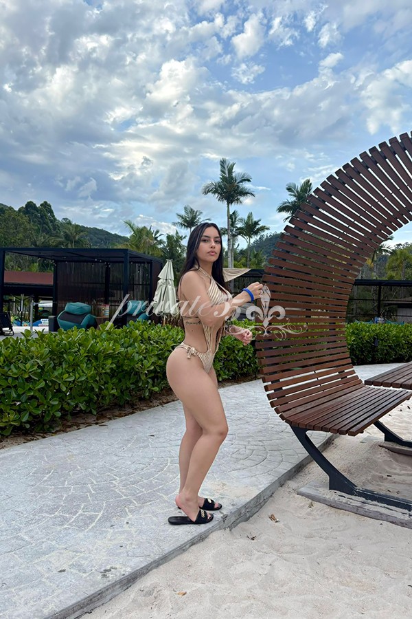 ISABELLA QUEIROZ - Acompanhantes Balneário Camboriú