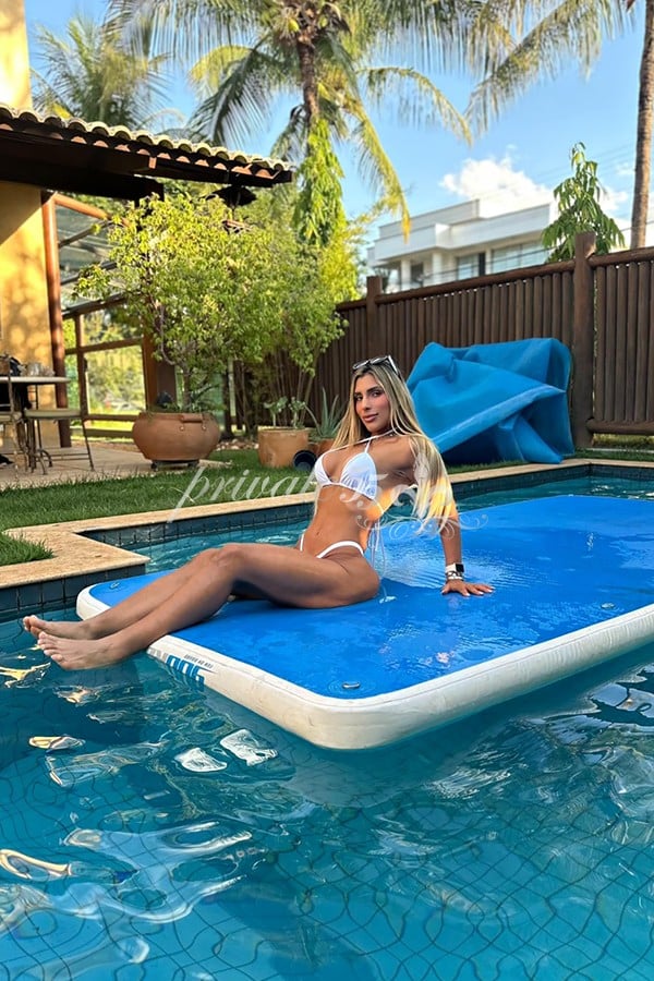 ISABELLE BUENO - Acompanhantes Goiânia