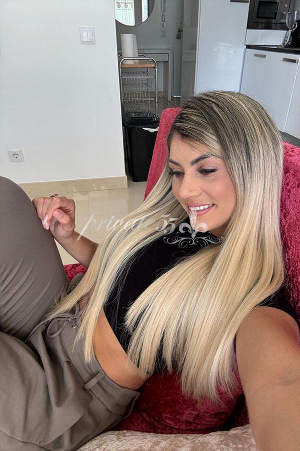 JULIA DIOR - Acompanhantes Balneário Camboriú