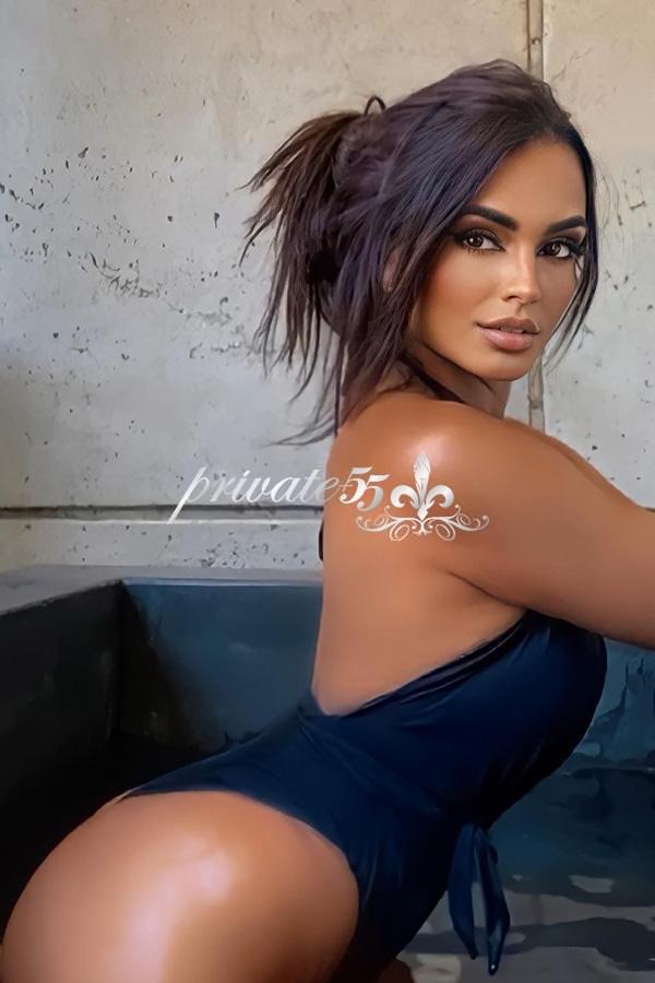 JÚLIA PEIXOTO - Acompanhantes Balneário Camboriú