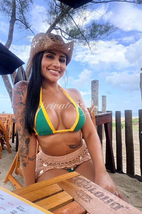 KAROLYNE FERRAZ  - Acompanhantes Balneário Camboriú