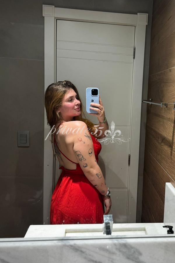 LARA BARBOSA - Acompanhantes Balneário Camboriú