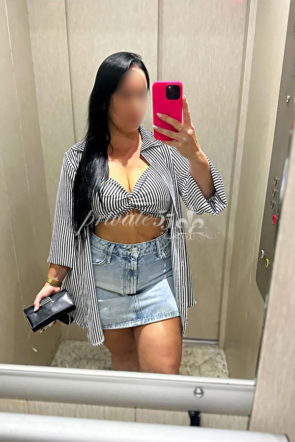 LARISSA MANUELA DIAS - Acompanhantes Balneário Camboriú
