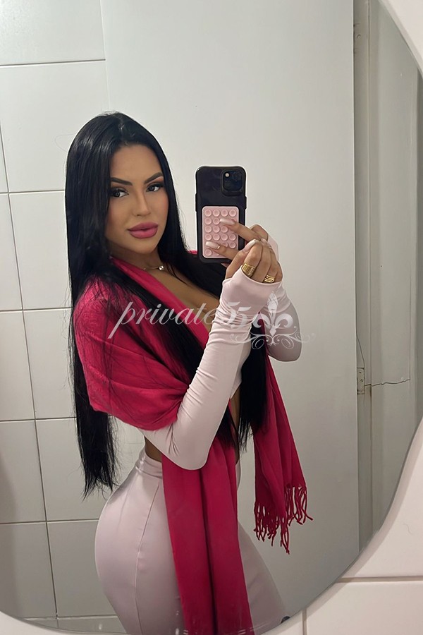 Laura Vitória - Acompanhantes Balneário Camboriú - Acompanhantes BC - Acompanhantes SC