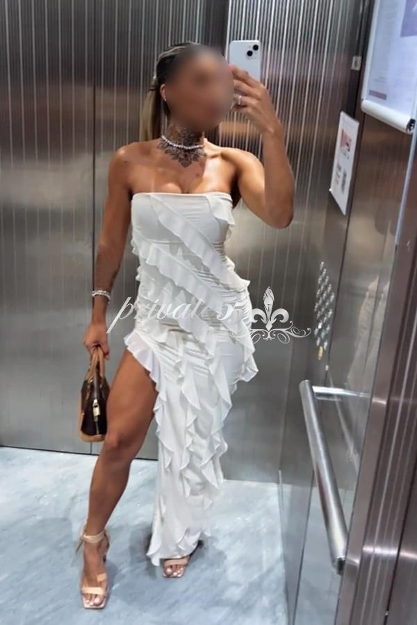 Lauren Nowak - Acompanhantes Balneário Camboriú - Acompanhantes BC - Acompanhantes SC