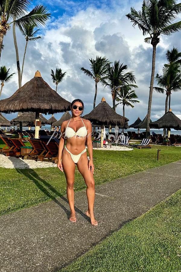 Lia Bellini - Acompanhantes Balneário Camboriú - Acompanhantes BC - Acompanhantes SC