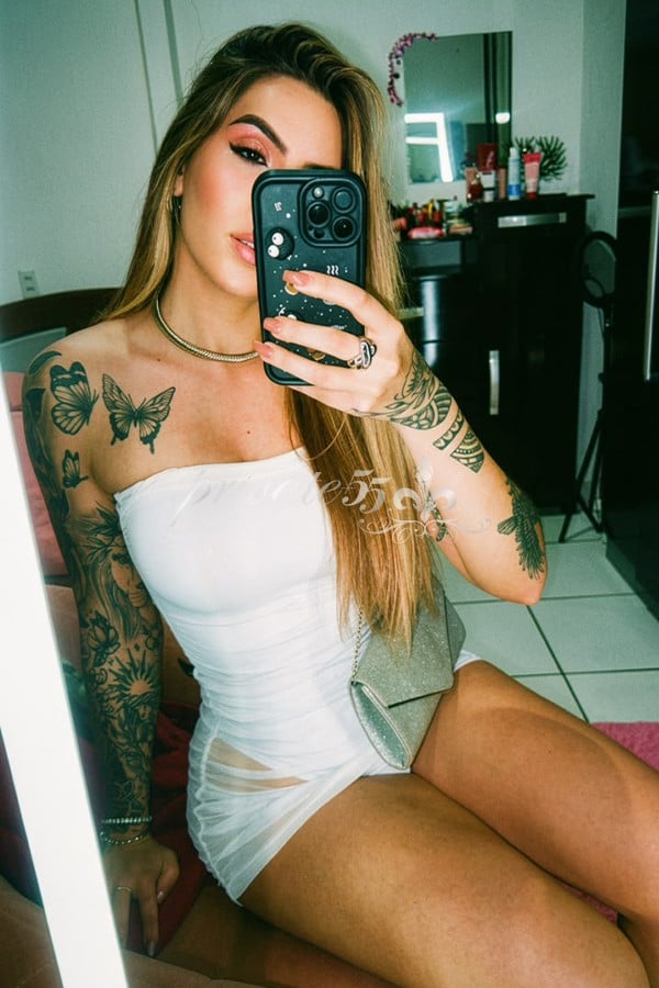 LOIRINHA TÍMIDA - Acompanhantes Balneário Camboriú
