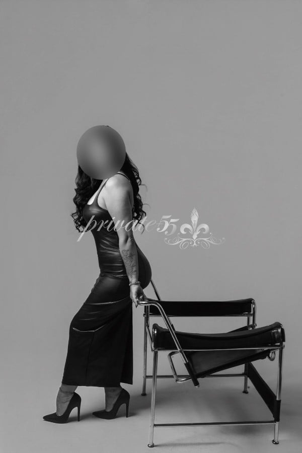 MORENA  SENSUAL  - Acompanhantes Balneário Camboriú