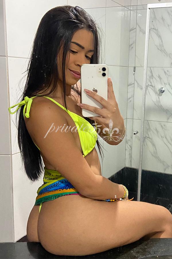NAILA SALLES - Acompanhantes Balneário Camboriú