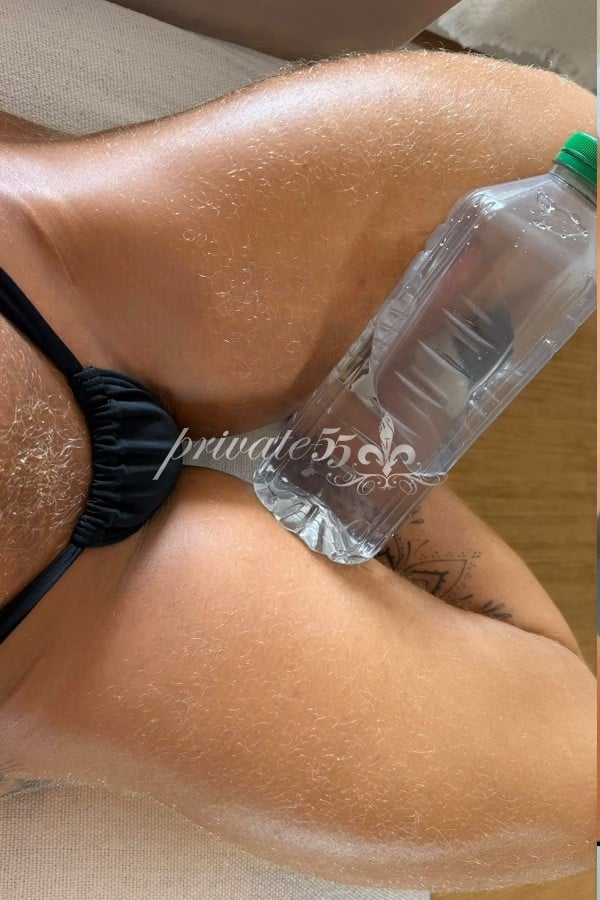 NANDA  MARTINS  - Acompanhantes Blumenau