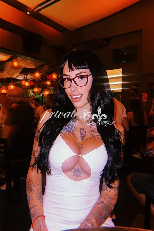 RAFAELLA PORTELLA - Acompanhantes Balneário Camboriú