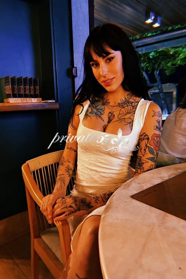 RAFAELLA PORTELLA - Acompanhantes Balneário Camboriú