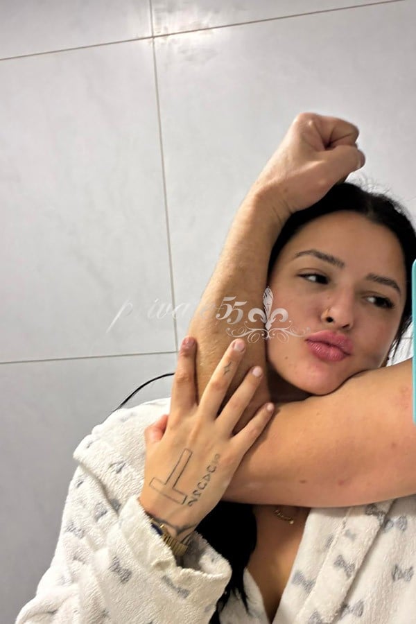 SASHA  LACERDA - Acompanhantes Joinville