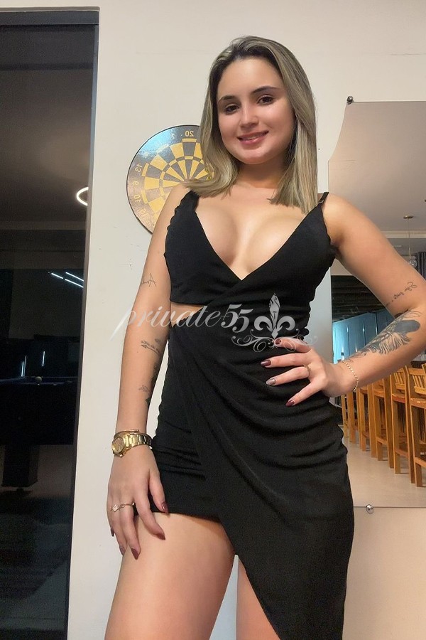 ANA CARLA - Acompanhantes Balneário Camboriú