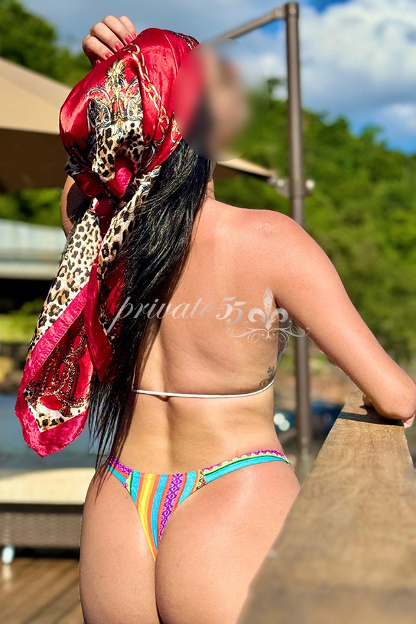 KAROLINE SALIBA - Acompanhantes Blumenau