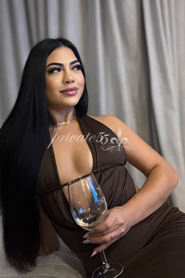 MIRELLA GUSMÃO - Acompanhantes Blumenau