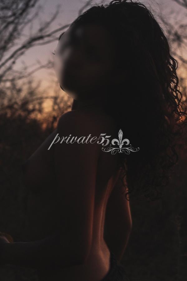 CLÉO RIBEIRO - Acompanhantes Brasília