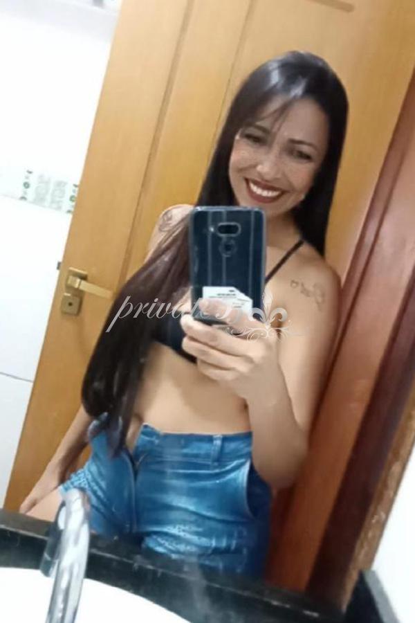 Gatinha Timida - Acompanhantes Brasília - Acompanhantes DF - Acompanhantes DF