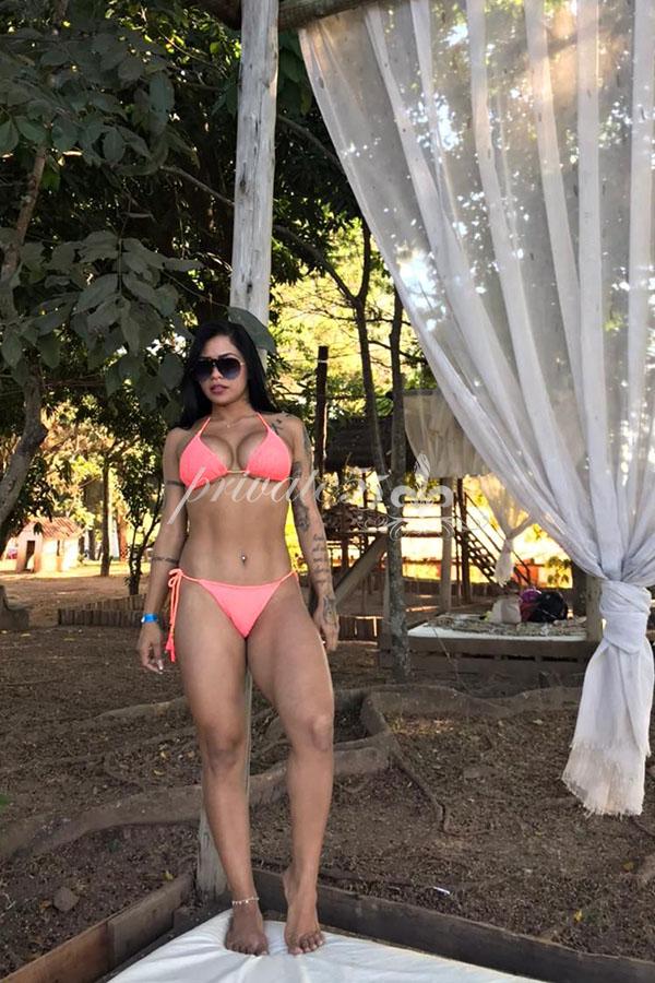 JACKELINE FERNANDES - Acompanhantes Brasília