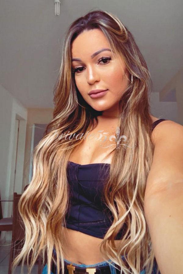 PAOLA ESCOBAR - Acompanhantes Brasília