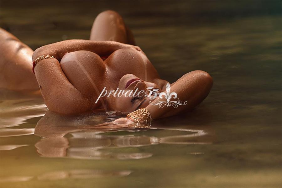 PAULA MASSAGEM - Acompanhantes Brasília