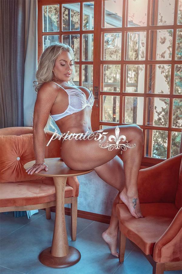 PAULA MASSAGEM - Acompanhantes Brasília