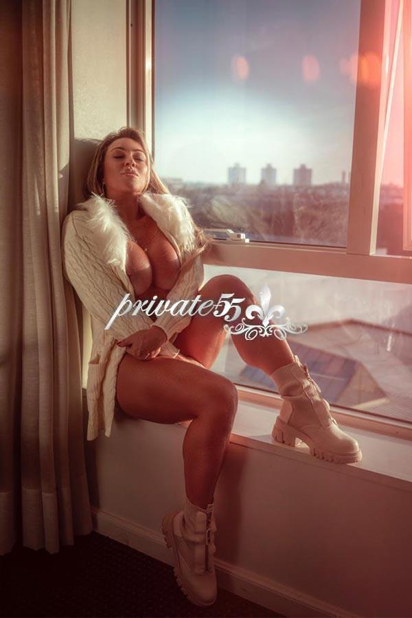 PAULA MASSAGEM - Acompanhantes Brasília