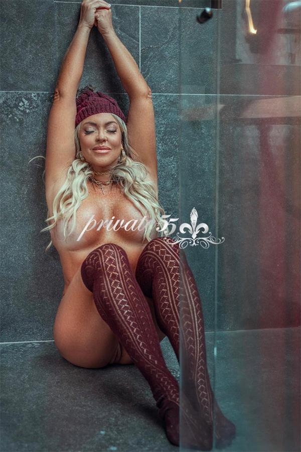 PAULA MASSAGEM - Acompanhantes Brasília