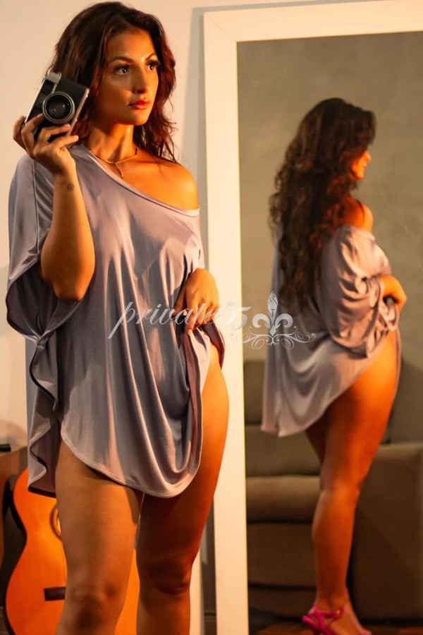 Romana Suvion - Acompanhantes Brasília - Acompanhantes DF - Acompanhantes DF