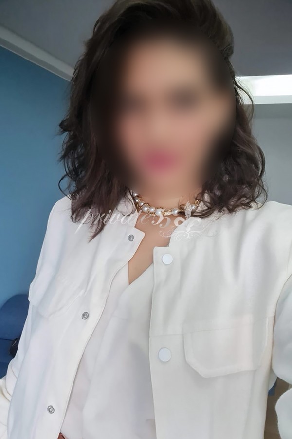 ÚRSULA MULLER - Acompanhantes Brasília