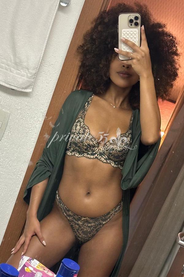Antonella Amaral - Acompanhantes Curitiba - Acompanhantes Ctba - Acompanhantes PR