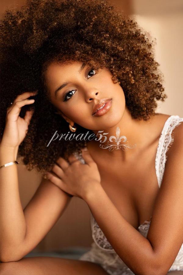 Antonella Amaral - Acompanhantes Curitiba - Acompanhantes Ctba - Acompanhantes PR
