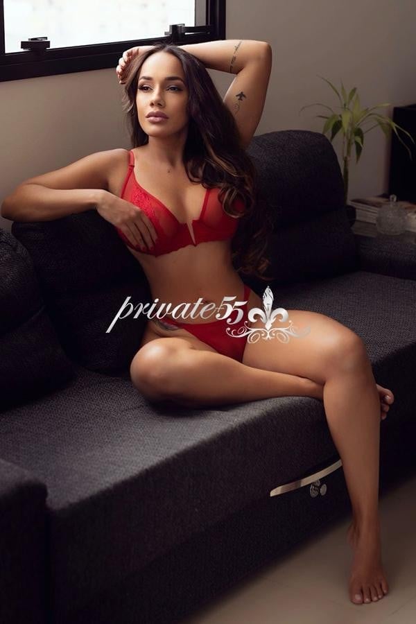 BÁRBARA LABRES - Acompanhantes Curitiba
