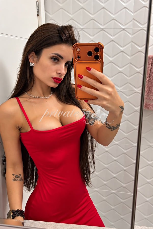 BIANCA  BERNARDI  - Acompanhantes Curitiba