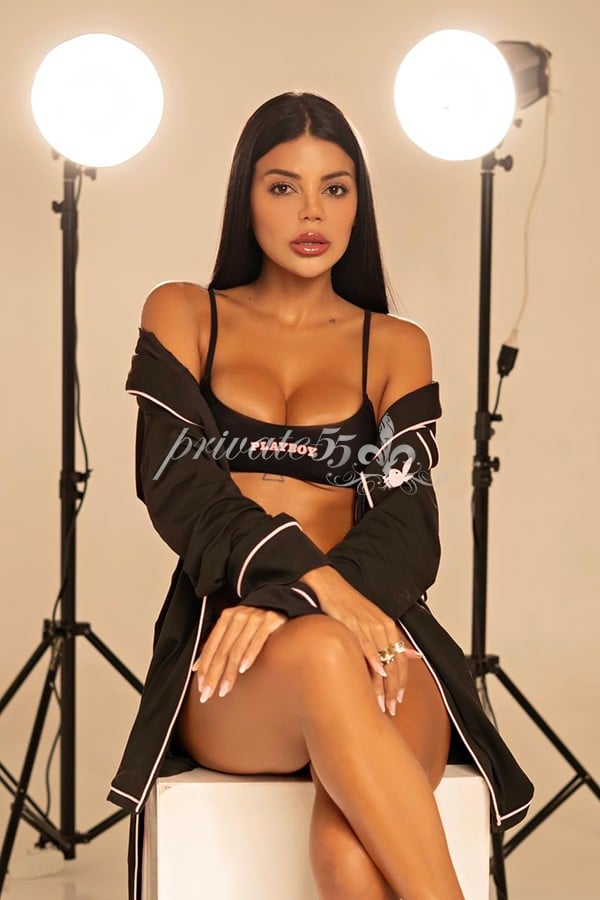 Cacau Colluci - Acompanhantes Curitiba - Acompanhantes Ctba - Acompanhantes PR