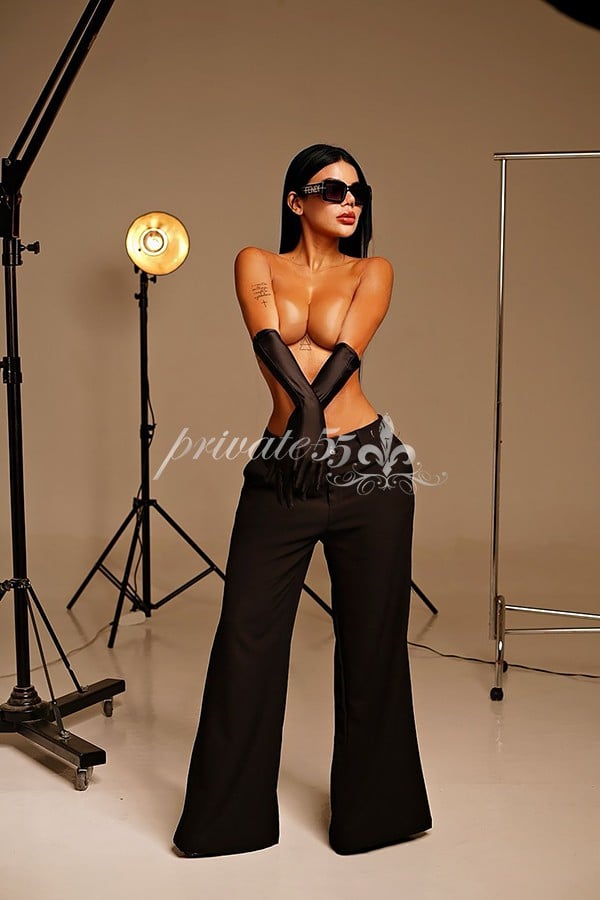 Cacau Colluci - Acompanhantes Curitiba - Acompanhantes Ctba - Acompanhantes PR