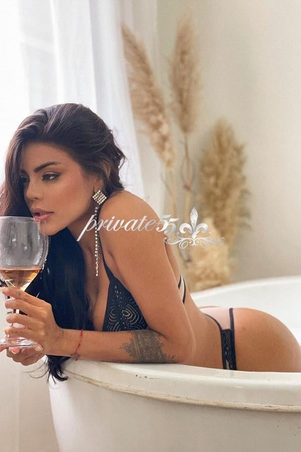 Cacau Colluci - Acompanhantes Curitiba - Acompanhantes Ctba - Acompanhantes PR