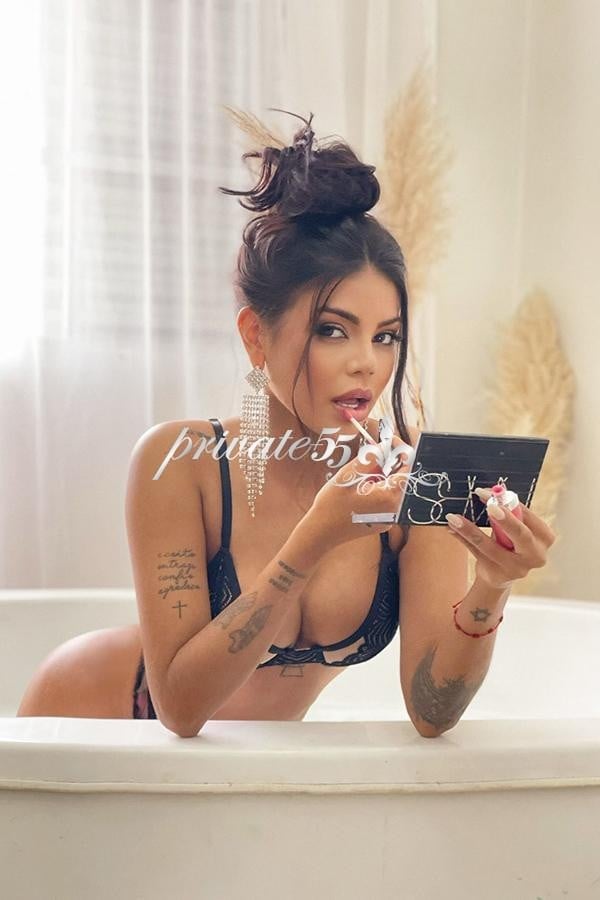 Cacau Colluci - Acompanhantes Curitiba - Acompanhantes Ctba - Acompanhantes PR