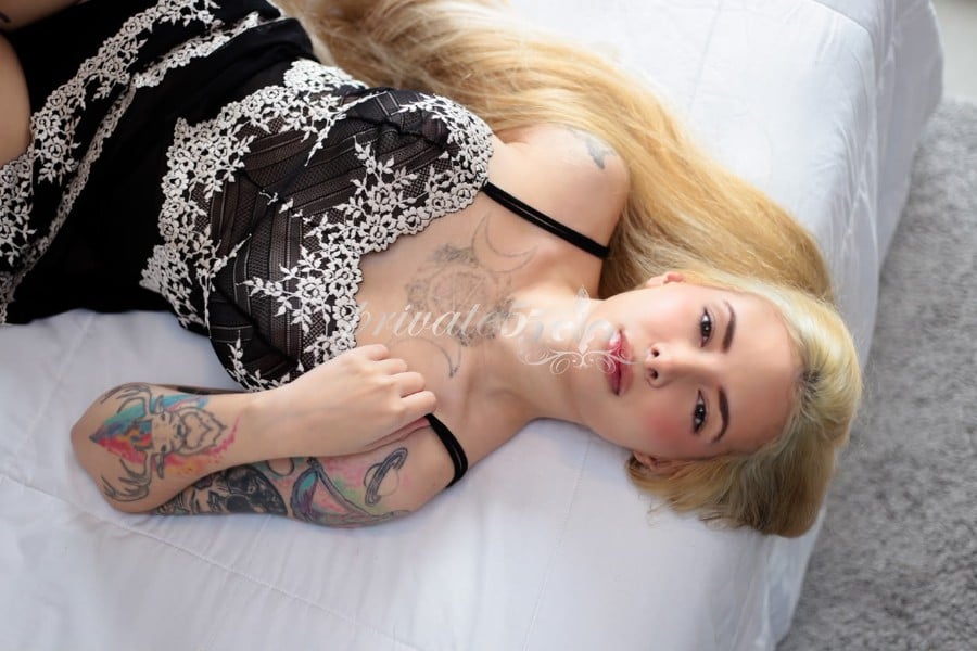 CATARINA  ESTRELLA  - Acompanhantes Curitiba
