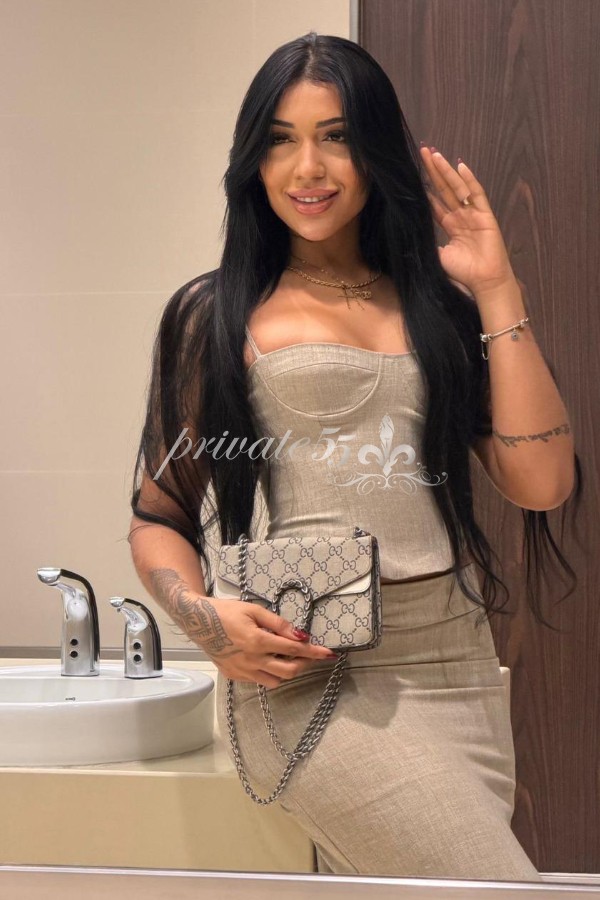 EMANUELLE  MATOS  - Acompanhantes Curitiba