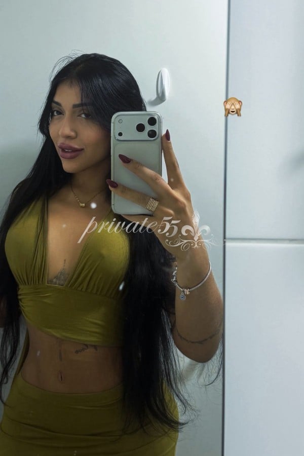 EMANUELLE  MATOS  - Acompanhantes Curitiba