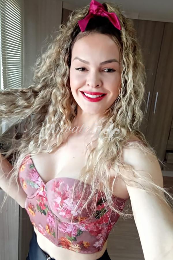 GABI MAIA - Acompanhantes Curitiba